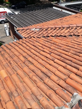 Instalalação de manta térmica em telhado